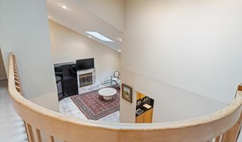 29 Sunset Rd S, Albertson, NY 11507