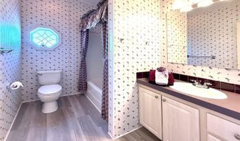 209 N SAINT THOMAS Cir, Apollo Beach, FL 33572