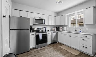 1304 1306 1308 SE C St, Bentonville, AR 72712