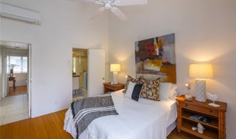 445 Kawailoa Rd 4, Kailua, HI 96734