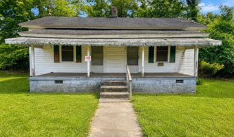 933 Anderson St, Calhoun Falls, SC 29628