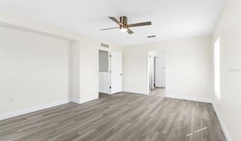 5424 HAMMOCK VIEW Ln, Apollo Beach, FL 33572