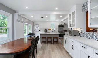 3801 WOODLEY Dr, Alexandria, VA 22309
