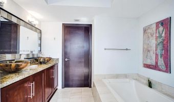 1000 W Island Blvd 2309, Aventura, FL 33160