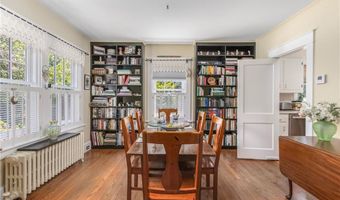 141 Coggeshall Ave, Newport, RI 02840