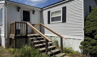 16 Autumn Dr, Belmont, NH 03220