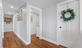 37 Trolly Farm Way, Falmouth, ME 04105