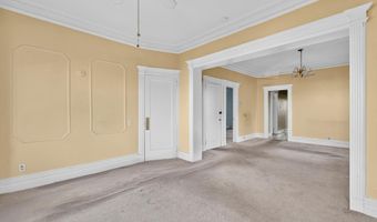 98 W 31ST St, Bayonne, NJ 07002