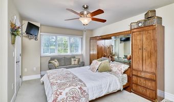 259 Meadowbrook Country Club Est, Ballwin, MO 63011