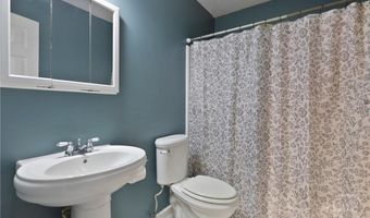 340 Hunters Branch Dr, Allenhurst, GA 31301