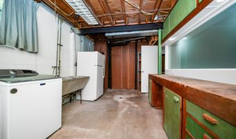 2125 Needham Rd, Ann Arbor, MI 48104