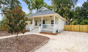 918 La Chere St, Beaufort, SC 29902