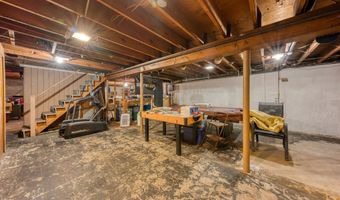 191 Glendale Dr, Bristol, CT 06010