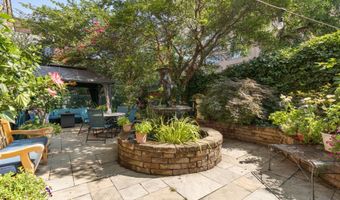 106 E CHASE St, Baltimore, MD 21202