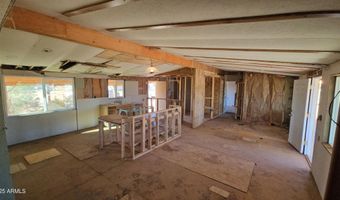 26700 S GRANDVIEW Dr, Congress, AZ 85332