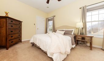 121 Sea Green Dr 121, Berlin, CT 06037
