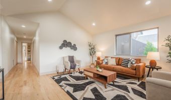 6892 Juniper Ct, Arvada, CO 80007