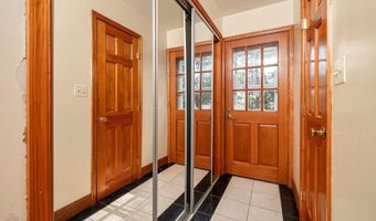 990 HILL Dr, Allentown, PA 18103