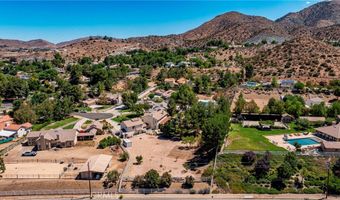 32201 Joaquin Dr, Acton, CA 93510