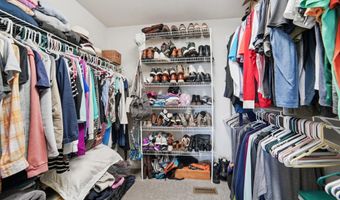 2642 INWOOD Dr, Adamstown, MD 21710