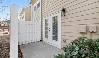 31 Hall Mnr, Alpharetta, GA 30022