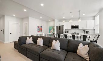 161 BROADWAY 2R, Bayonne, NJ 07002