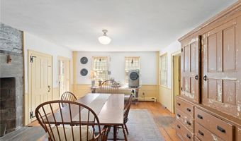 16 Burgess Rd, Foster, RI 02825