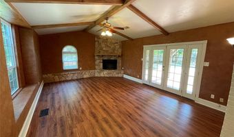 101 Robin Ave, Weatherford, TX 76086