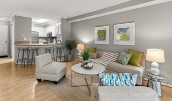 2100 LANGSTON Blvd 237, Arlington, VA 22201