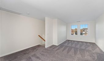 704 Fairway Dr 704, Middletown, RI 02842