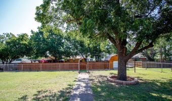 406 S Ctr, Archer City, TX 76351