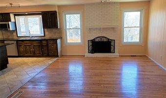 803 Clayworth Dr, Ballwin, MO 63011