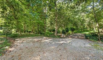 199 WOODFIELD Dr, Auburn, AL 36830