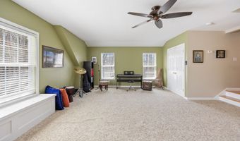 75 Orleton Ct, Cheshire, CT 06410