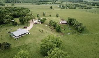 11830 Farm Road 1195, Aurora, MO 65605