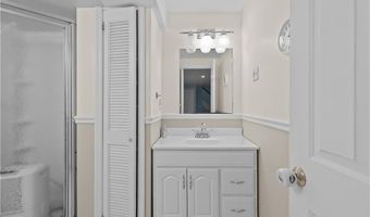 48 Fieldstone Ln, North Kingstown, RI 02874