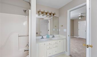 164 Fieldwood Dr, Advance, NC 27006