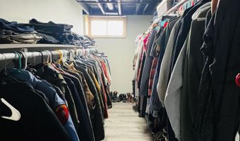 1204 S 2nd St, Aberdeen, SD 57401
