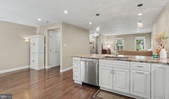 3714 MOUNT AIREY Ln, Annandale, VA 22003