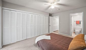 1 Marsh Harbor Dr A, Beaufort, SC 29907