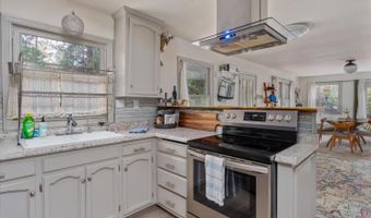 2273 Flanders Dr, Arnold, CA 95223