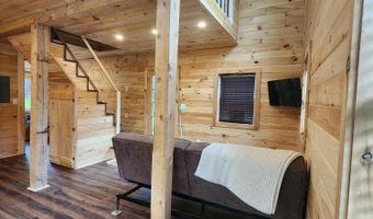 105 Gales Rd, Abbot, ME 04406