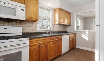 86 Sherwood St, Cranston, RI 02920