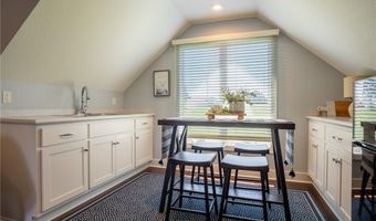1038 Lake Viking Ter, Altamont, MO 64620