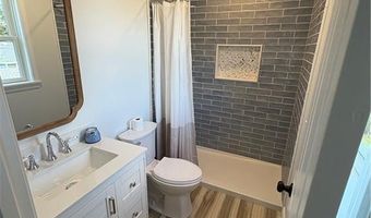 16 George St, Warwick, RI 02888