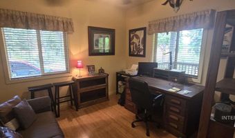 578 Hatch Rd, Cascade, ID 83611