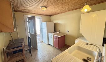 905 N 6th St, Alpine, TX 79830