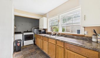 2405 E 9th St, Anderson, IN 46012