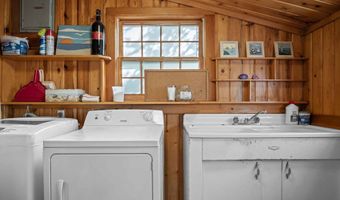 1062 S BREAKER Ave, Rockaway Beach, OR 97136