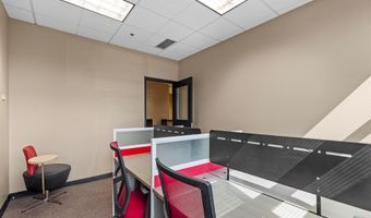 174 Clarkson Rd, Ballwin, MO 63011